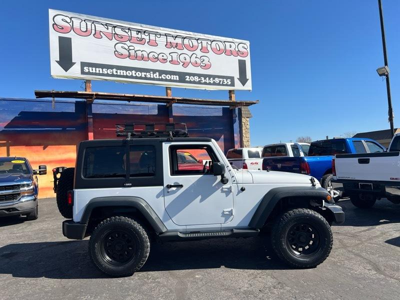 Jeep Wrangler 4WD 2dr Sport 2016