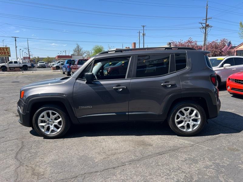 Jeep Renegade Latitude FWD 2017
