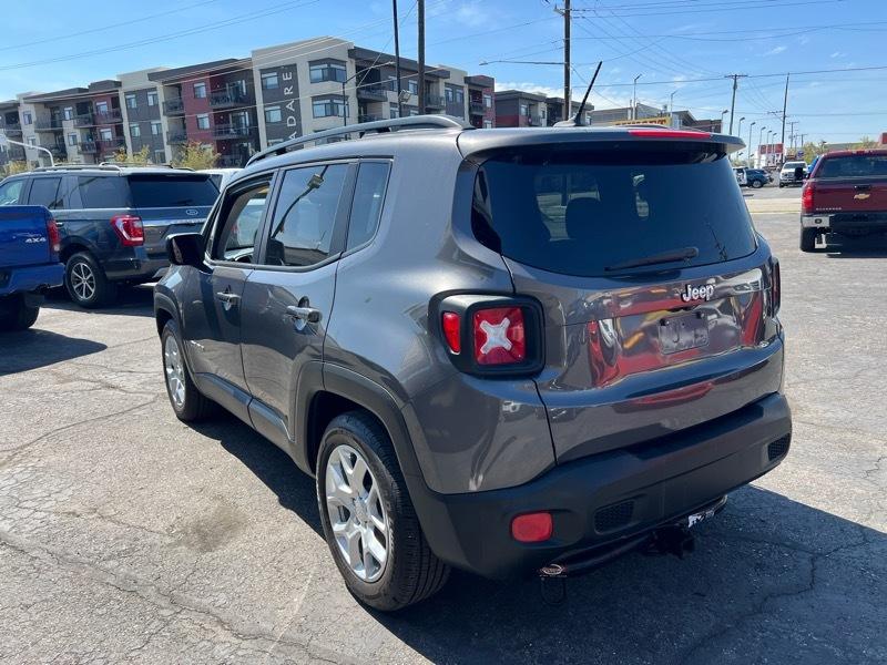 Jeep Renegade Latitude FWD 2017