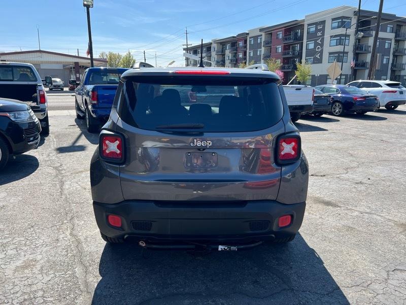 Jeep Renegade Latitude FWD 2017