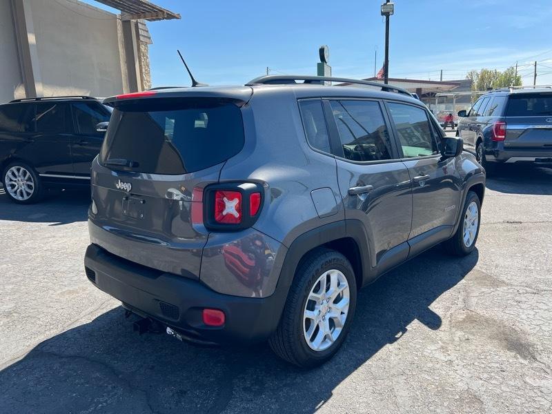 Jeep Renegade Latitude FWD 2017