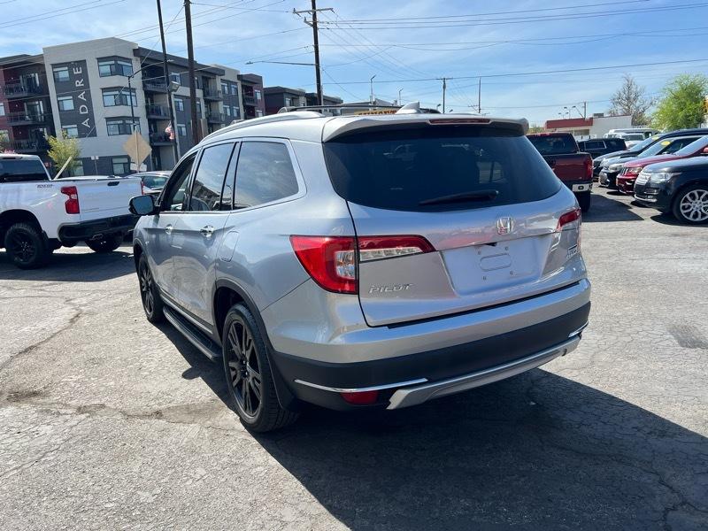 Honda Pilot Touring 8-Passenger AWD 2019