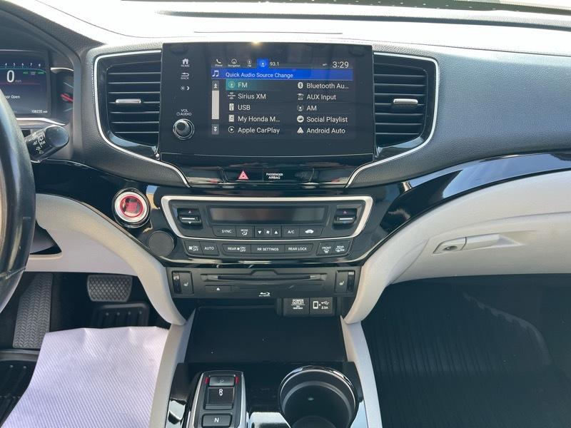 Honda Pilot Touring 8-Passenger AWD 2019