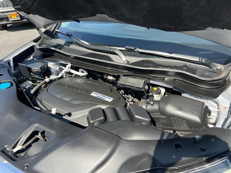 Honda Pilot Touring 8-Passenger AWD 2019