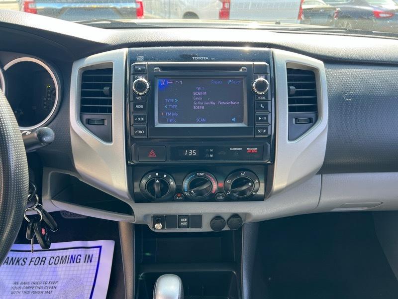 Toyota Tacoma 2WD Double Cab V6 AT PreRunner (Natl) 2013