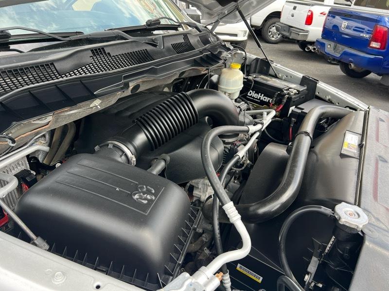 RAM 1500 4WD Crew Cab 149" Laramie 2014