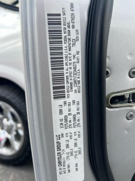 RAM 1500 4WD Crew Cab 149" Laramie 2014