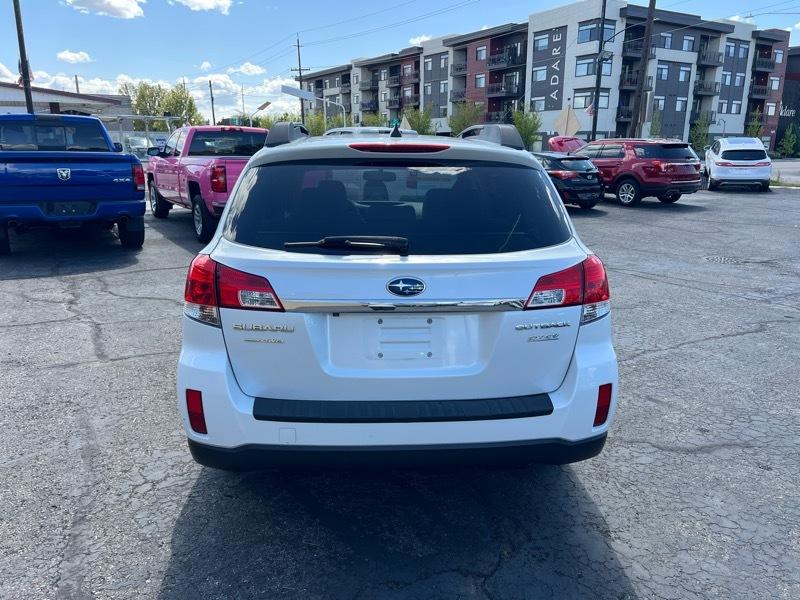 Subaru Outback 4dr Wgn H4 Auto 2.5i Limited Pwr Moon/Nav 2011