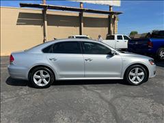 2015 Volkswagen Passat 