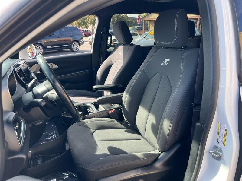 Chrysler Pacifica Touring Plus FWD 2019