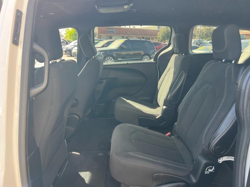Chrysler Pacifica Touring Plus FWD 2019