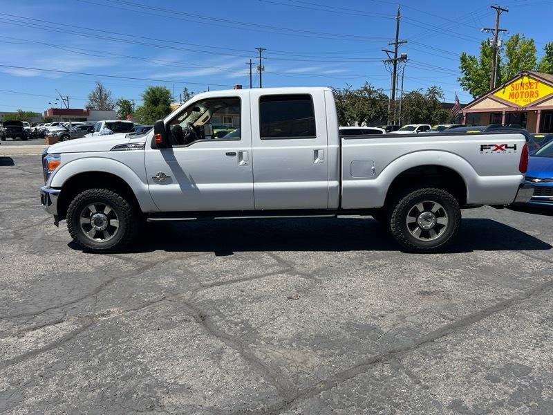 Ford Super Duty F-350 SRW Crew Cab 156" Lariat 2011