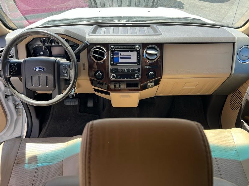 Ford Super Duty F-350 SRW Crew Cab 156" Lariat 2011
