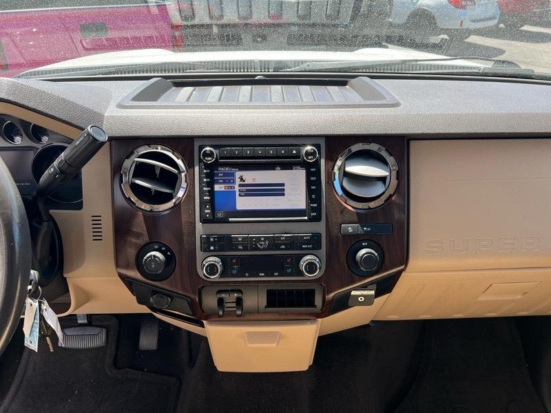 Ford Super Duty F-350 SRW Crew Cab 156" Lariat 2011