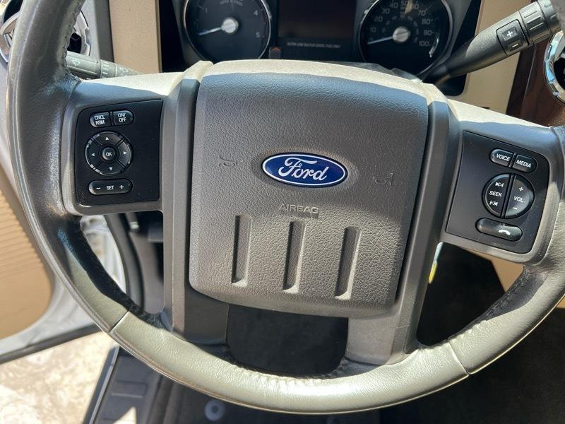 Ford Super Duty F-350 SRW Crew Cab 156" Lariat 2011