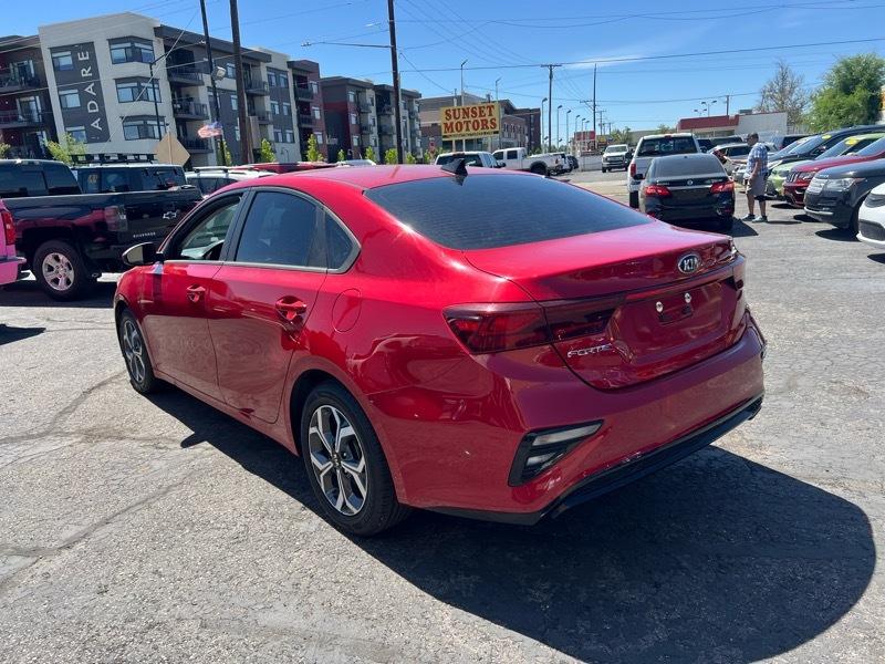 Kia Forte LXS IVT 2021