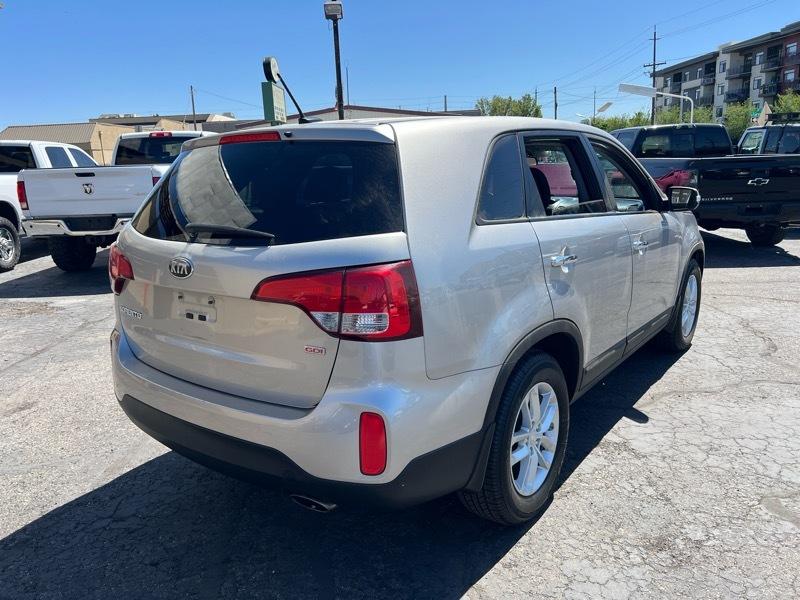 Kia Sorento 2WD 4dr I4 LX 2014