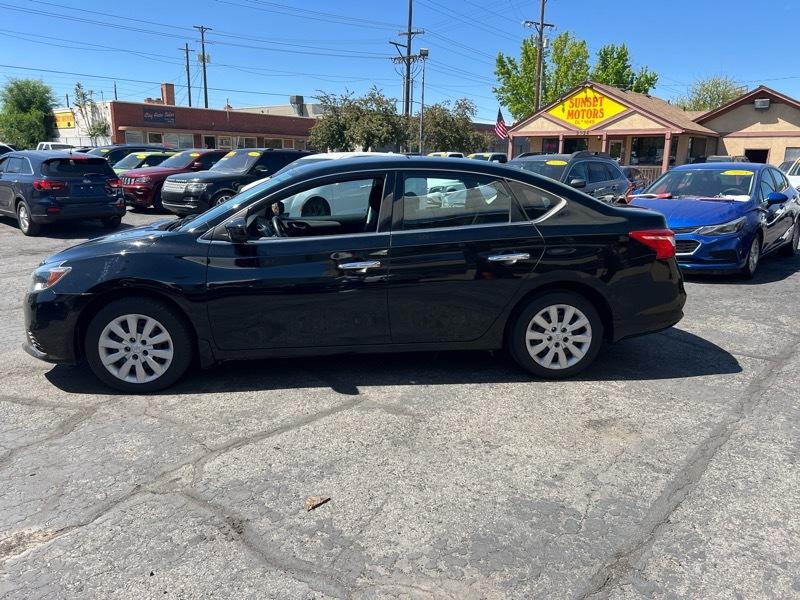 Nissan Sentra S CVT 2017