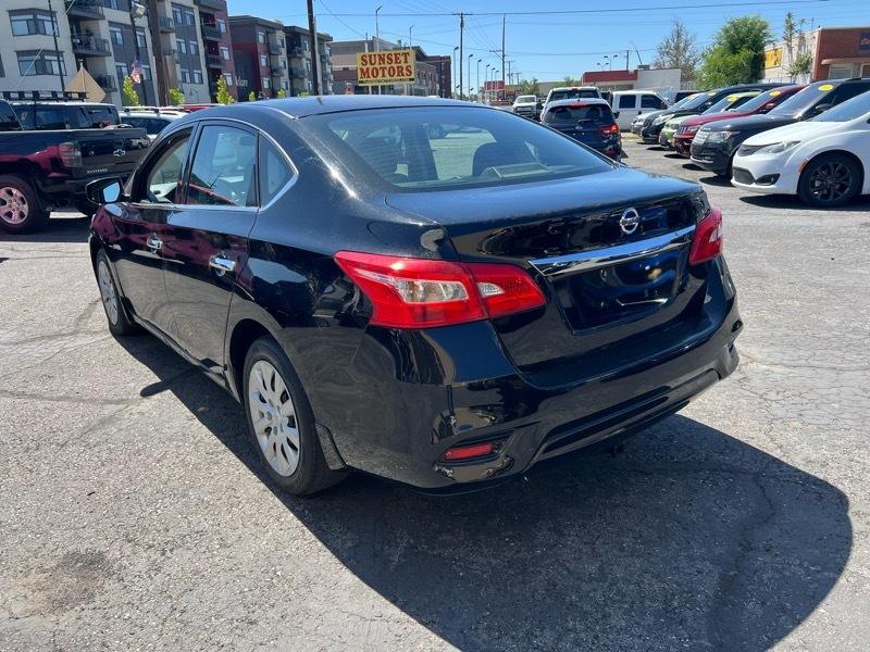 Nissan Sentra S CVT 2017