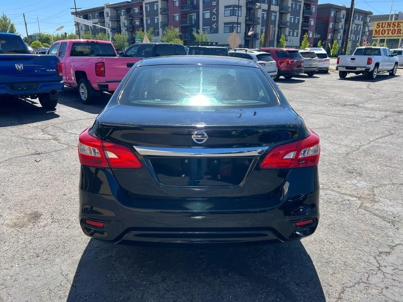 Nissan Sentra S CVT 2017