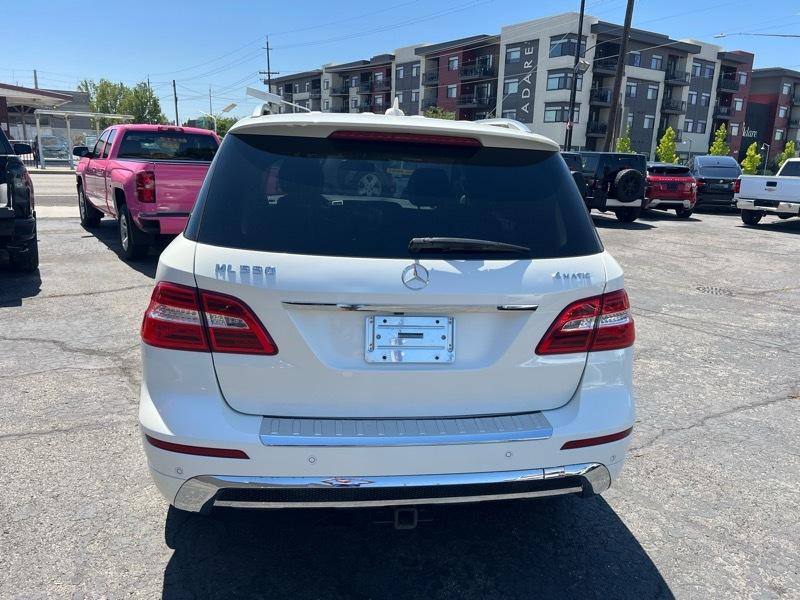 Mercedes-Benz M-Class 4MATIC 4dr ML 550 2013