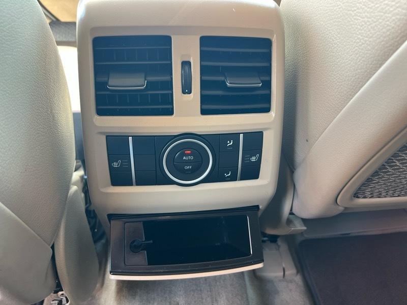 Mercedes-Benz M-Class 4MATIC 4dr ML 550 2013