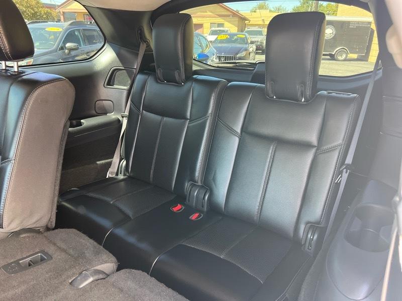 Nissan Pathfinder FWD Platinum 2019