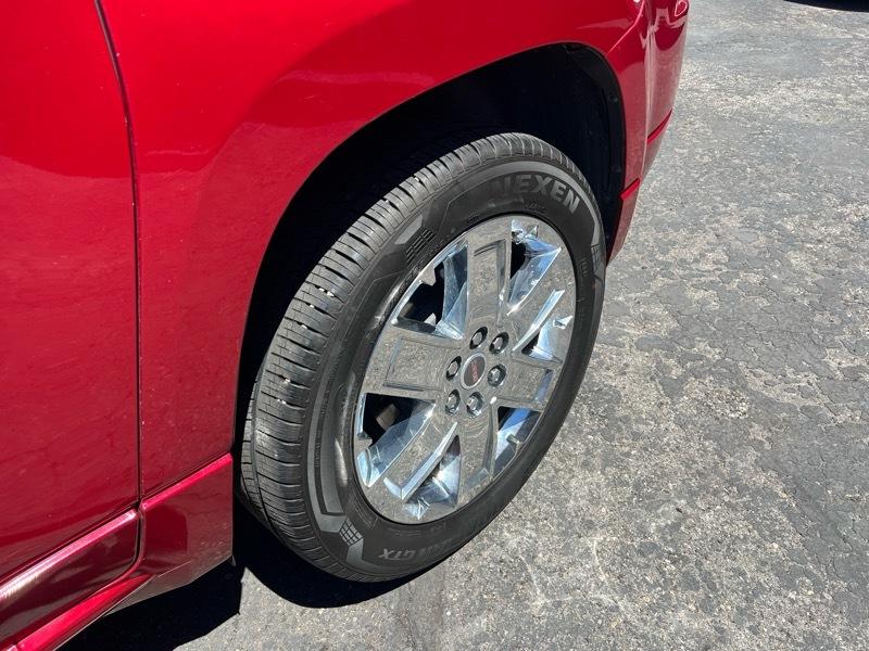 GMC Acadia AWD 4dr Denali 2013