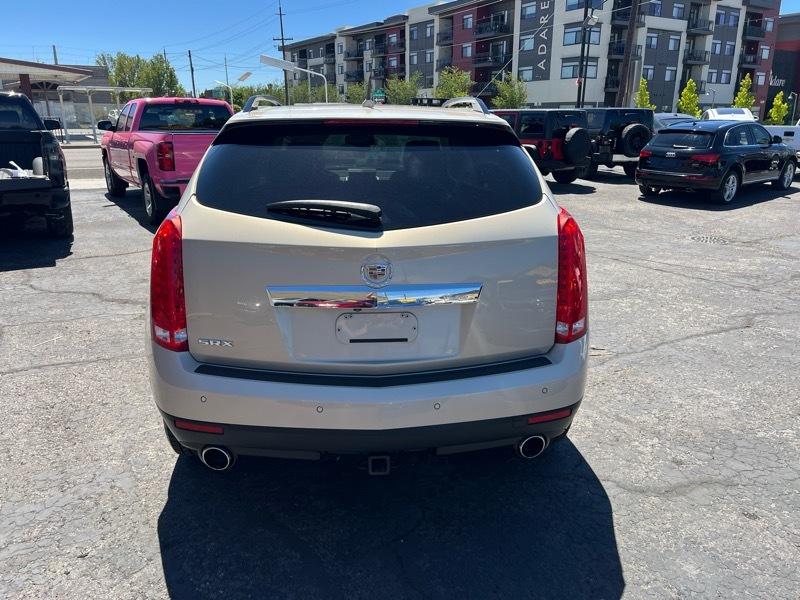 Cadillac SRX FWD 4dr Luxury Collection 2011