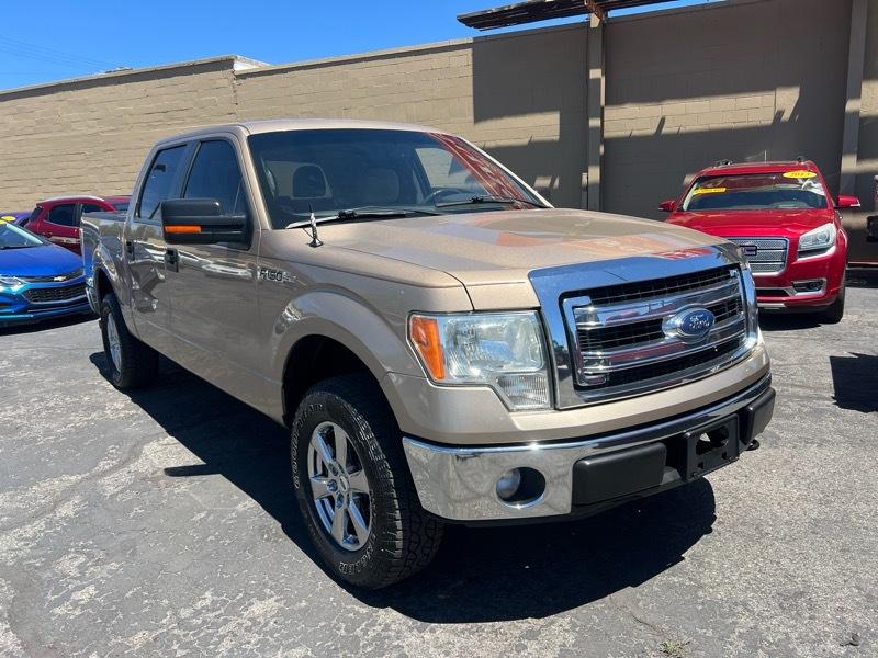 Ford F-150 4WD SuperCrew 145" Platinum 2013