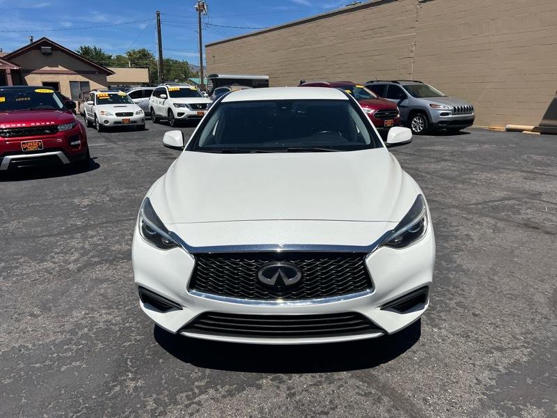 Infiniti QX30 PURE FWD 2019