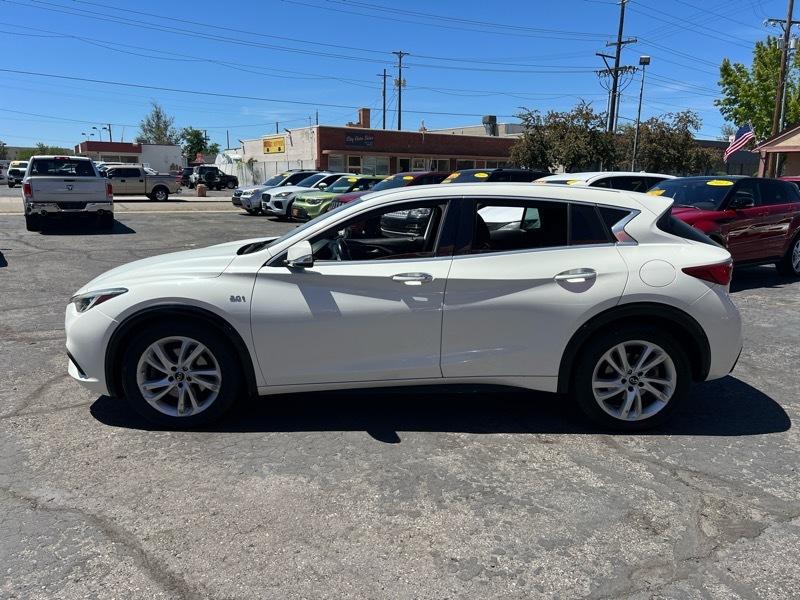 Infiniti QX30 PURE FWD 2019