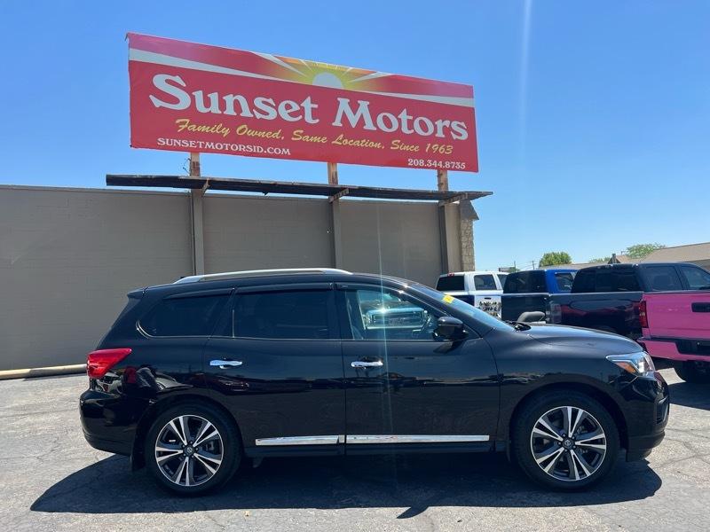 Nissan Pathfinder 4x4 Platinum 2019