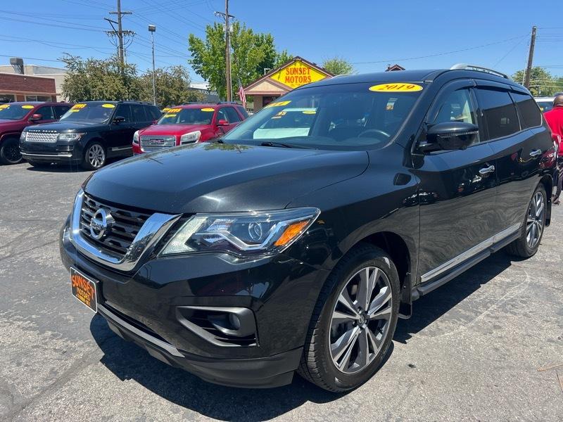 Nissan Pathfinder 4x4 Platinum 2019
