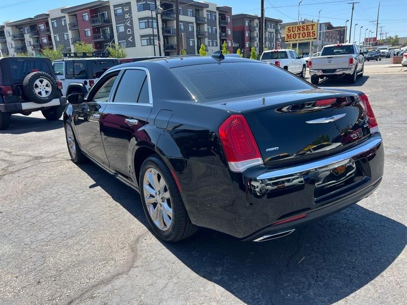 Chrysler 300 Limited AWD 2018