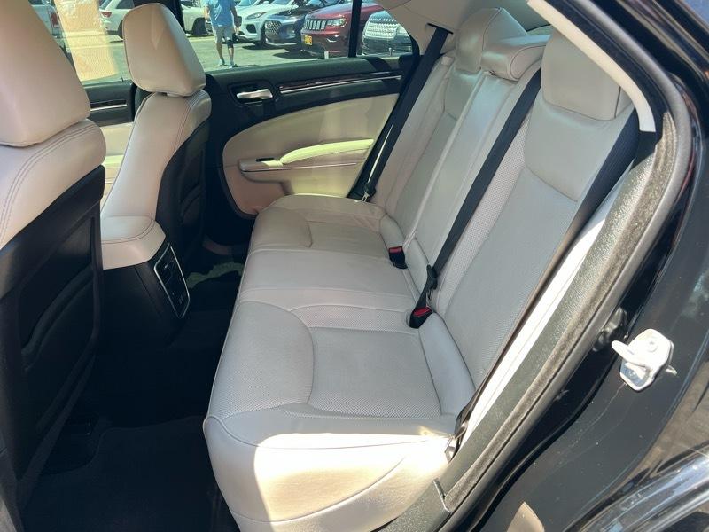Chrysler 300 Limited AWD 2018