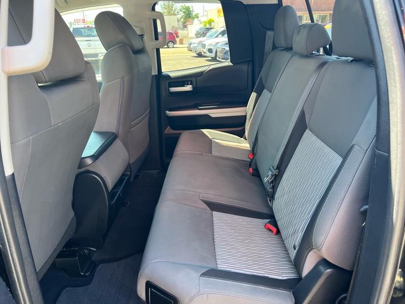 Toyota Tundra 2WD Truck Double Cab 4.6L V8 6-Spd AT SR5 (Natl) 2014