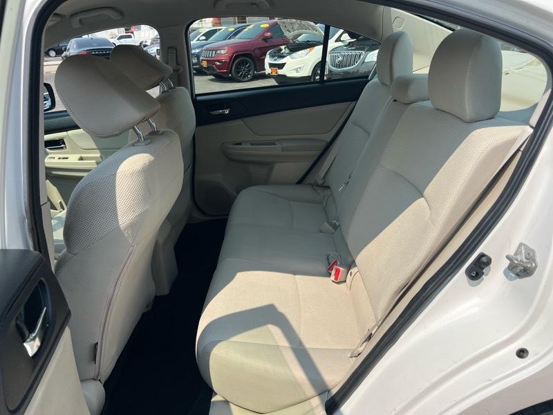 Subaru Impreza Sedan 4dr Auto 2.0i Premium 2013