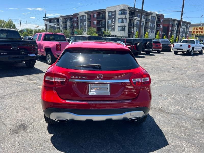 Mercedes-Benz GLA GLA250 2018