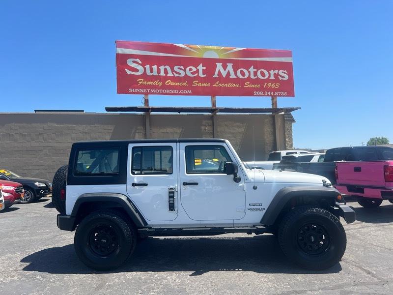 Jeep Wrangler Unlimited 4WD 4dr Sport 2015