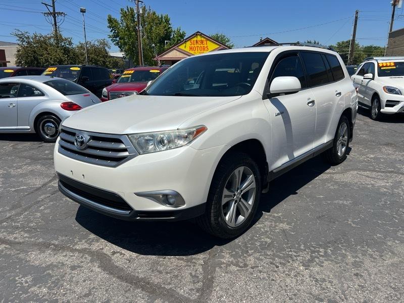 Toyota Highlander 4WD 4dr V6 Limited (Natl) 2013