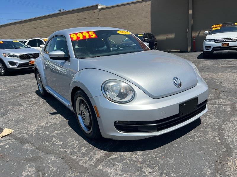 Volkswagen Beetle 2dr Cpe Auto 2.5L PZEV 2012