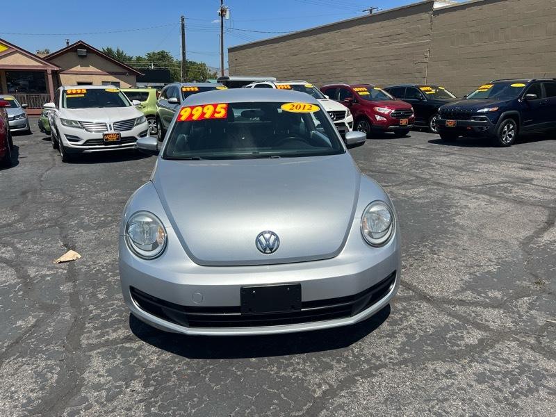 Volkswagen Beetle 2dr Cpe Auto 2.5L PZEV 2012