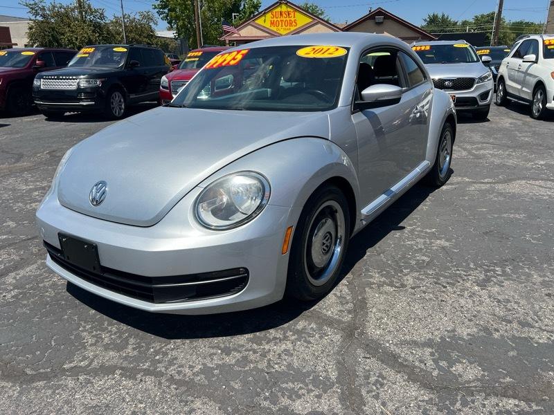 Volkswagen Beetle 2dr Cpe Auto 2.5L PZEV 2012