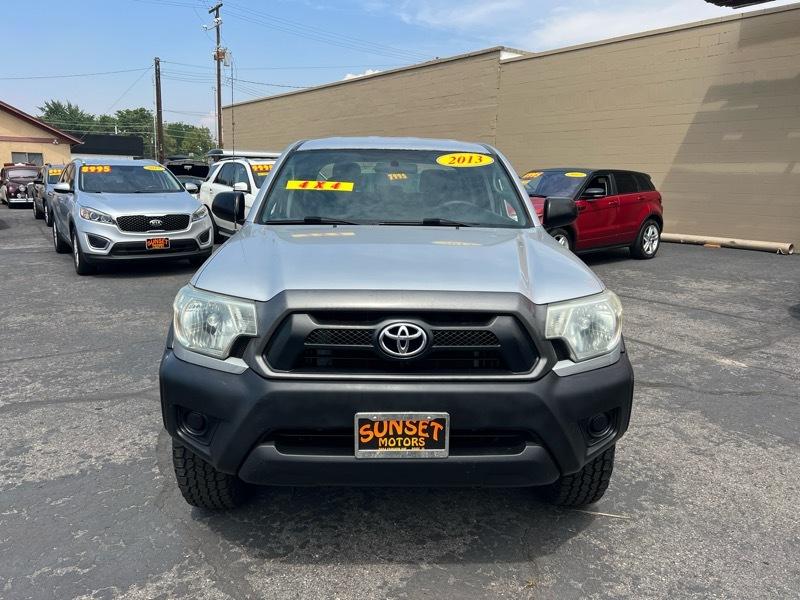 Toyota Tacoma 4WD Double Cab V6 MT (Natl) 2013