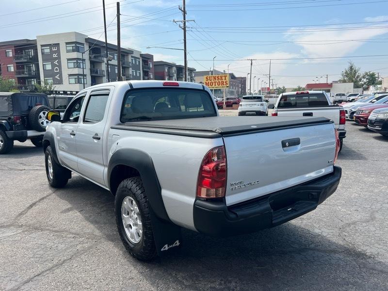 Toyota Tacoma 4WD Double Cab V6 MT (Natl) 2013