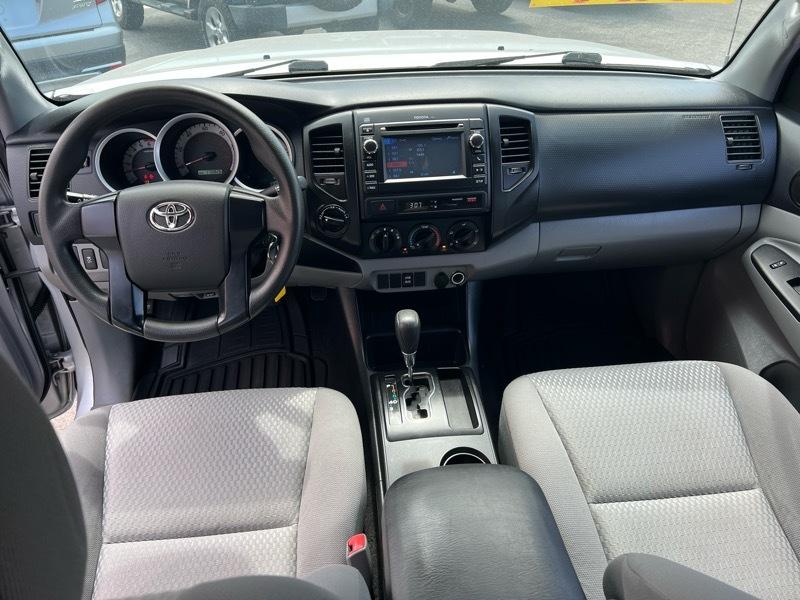 Toyota Tacoma 4WD Double Cab V6 MT (Natl) 2013