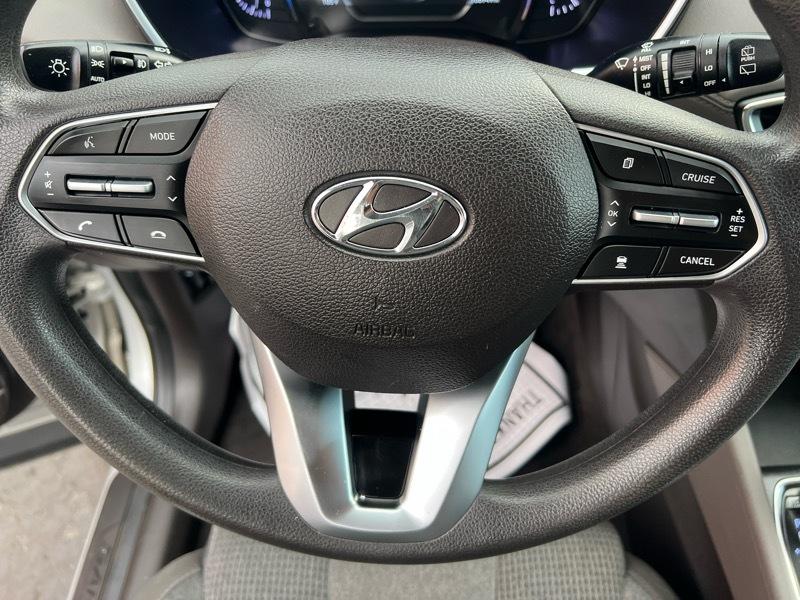 Hyundai Santa Fe SEL 2.4L Auto AWD 2019