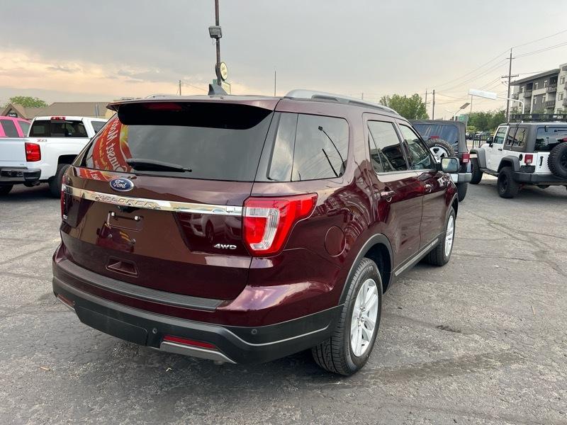Ford Explorer 4dr XLT 2019