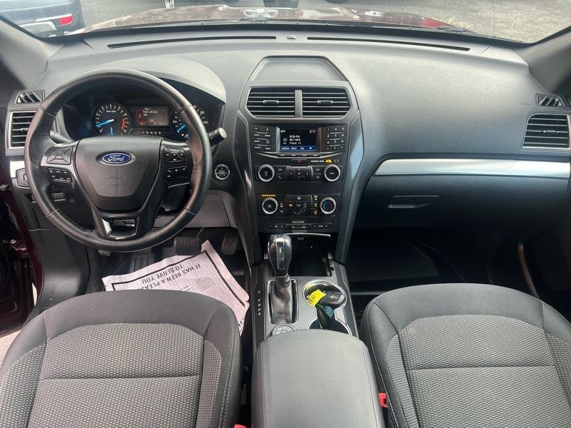 Ford Explorer 4dr XLT 2019